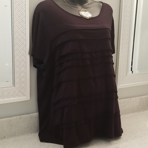 2/$11 🎉Black tiered short sleeve top! Sz XL - Picture 9 of 11